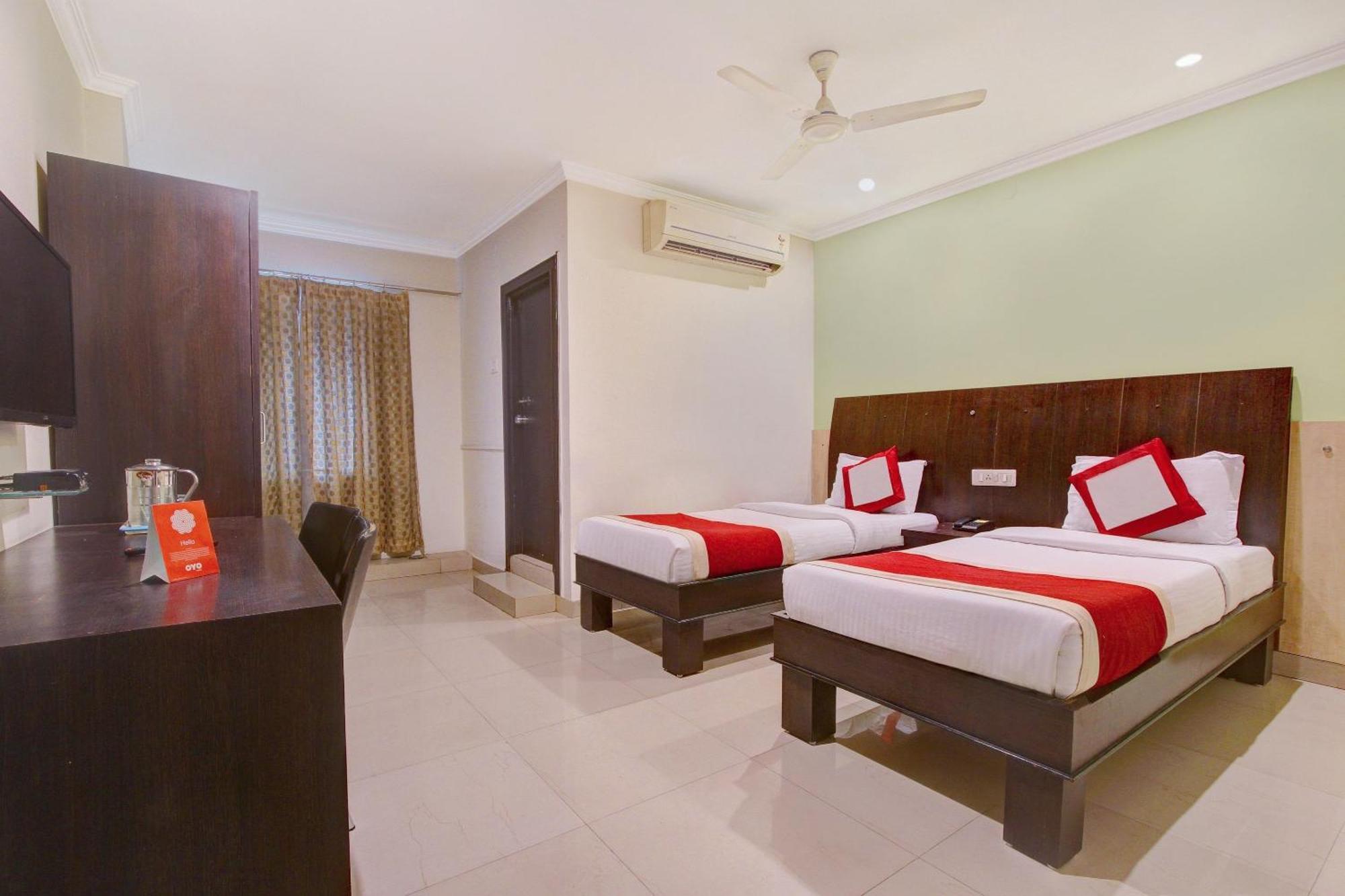 Super Collection O Alekhya Residency Hotel Haiderabad Buitenkant foto