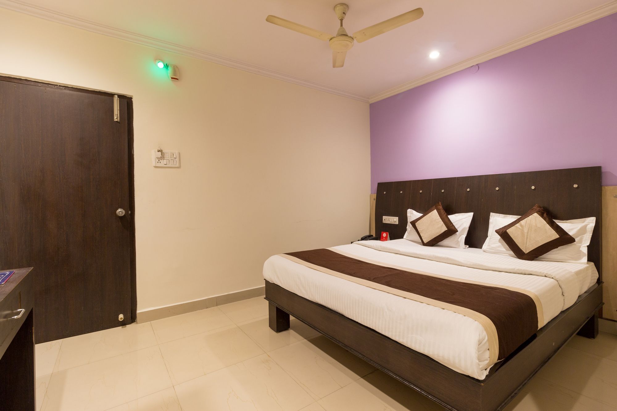 Super Collection O Alekhya Residency Hotel Haiderabad Buitenkant foto
