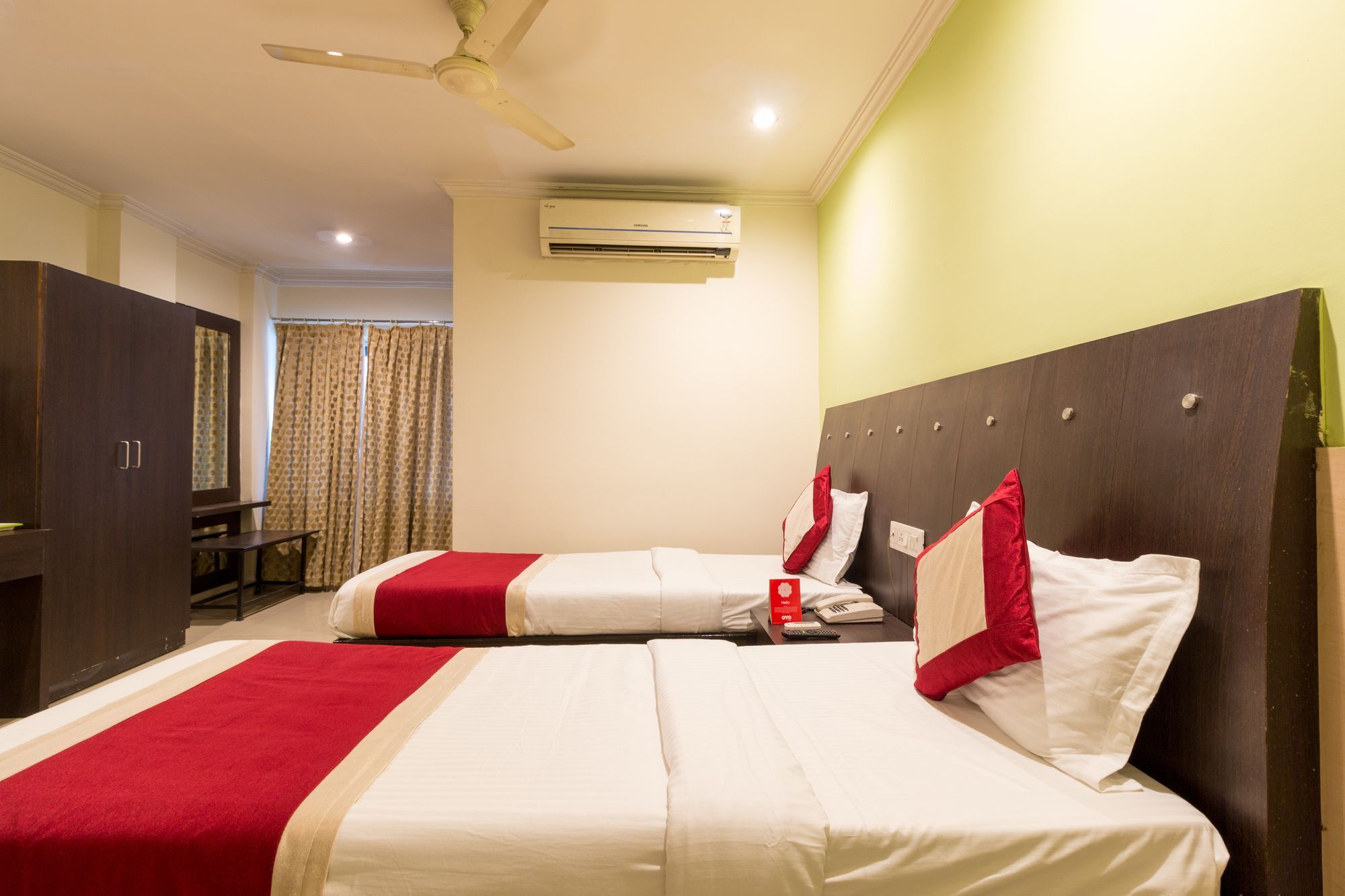 Super Collection O Alekhya Residency Hotel Haiderabad Buitenkant foto